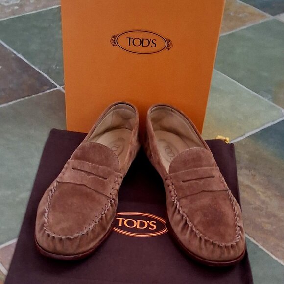 TOD\'s Suede Loafers Slip On Shoes